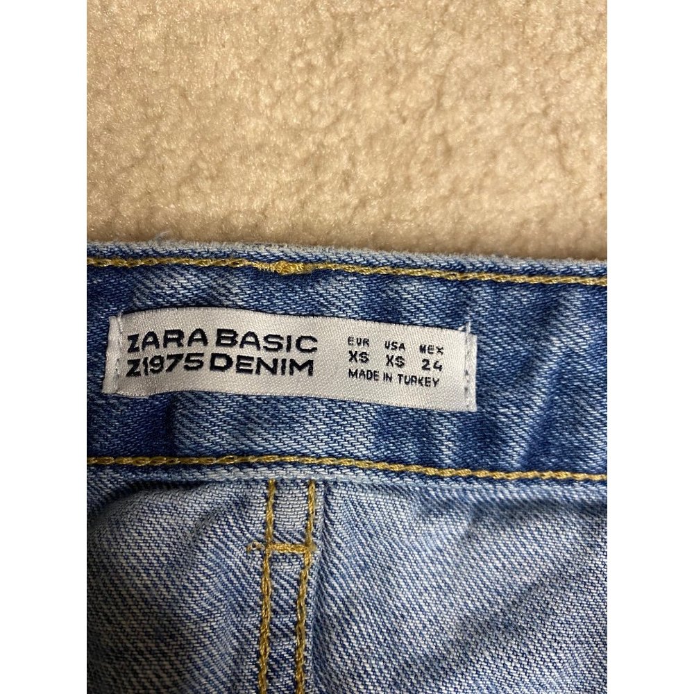 Zara Basic Z1975 Embroidered Floral High Low Denim Skirt Size XS - Picture 3 of 5